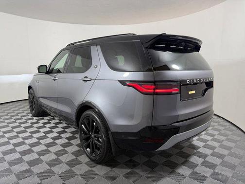 2026 Land Rover Discovery Gemini Edition