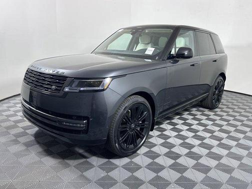 2025 Land Rover Range Rover P530 SE