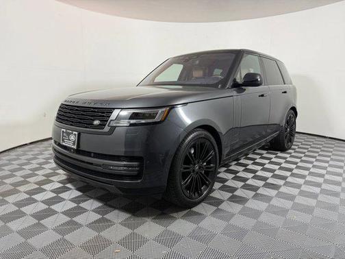 2023 Land Rover Range Rover P530 SE