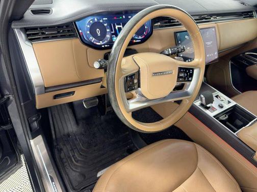 2023 Land Rover Range Rover P530 SE
