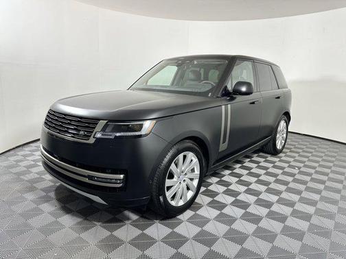 2025 Land Rover Range Rover P400 SE