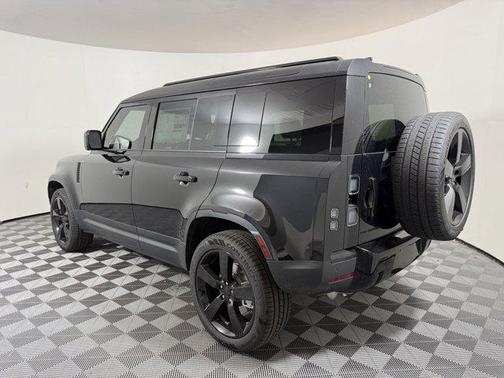 2026 Land Rover Defender P300 S