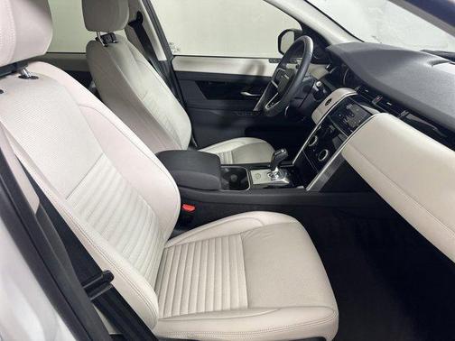 2023 Land Rover Discovery Sport SE