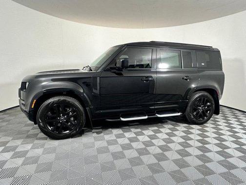 2024 Land Rover Defender 110 P400 X-Dynamic SE
