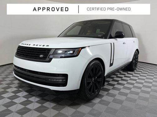 White 2025 Land Rover Range Rover P400 SE