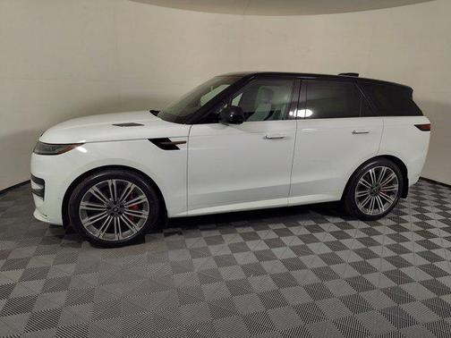 2025 Land Rover Range Rover Sport SE