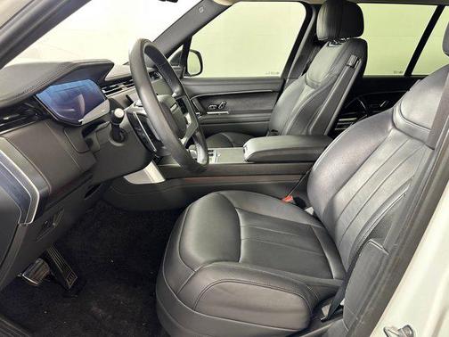 2023 Land Rover Range Rover P530 SE