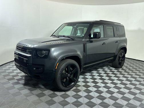 2025 Land Rover Defender 110 P400 X-Dynamic SE