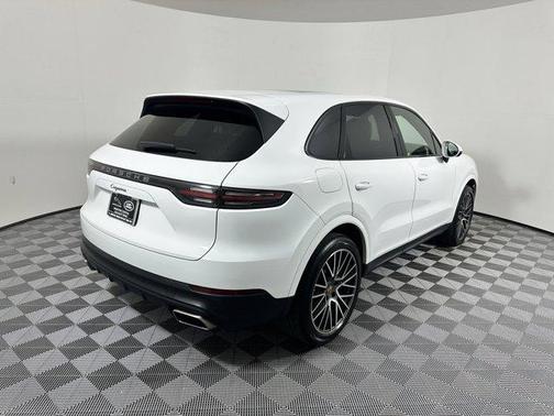 2023 Porsche Cayenne AWD