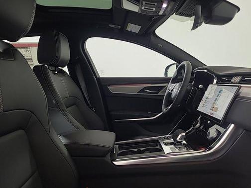 2024 Jaguar XF R-Dynamic SE P250 RWD Automatic