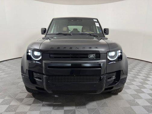 2026 Land Rover Defender P400 X-Dynamic SE