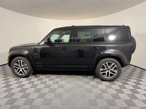 2026 Land Rover Defender P400 X-Dynamic SE