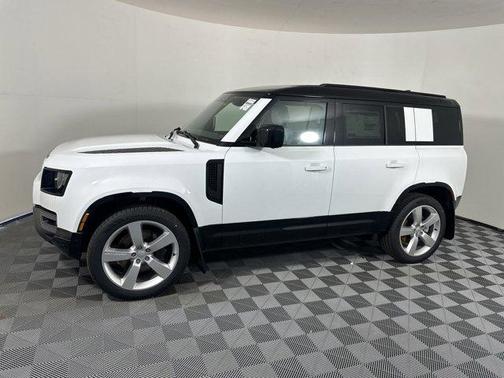 2025 Land Rover Defender 110 P400 X-Dynamic SE