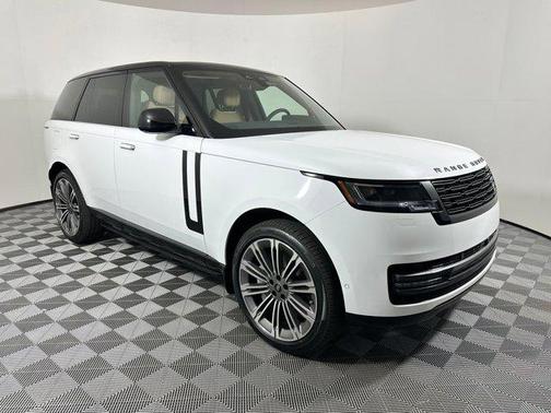 2025 Land Rover Range Rover P530 SE