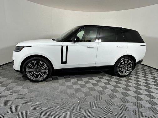 2025 Land Rover Range Rover P530 SE