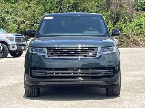 2025 Land Rover Range Rover P530 SE 7 Seat