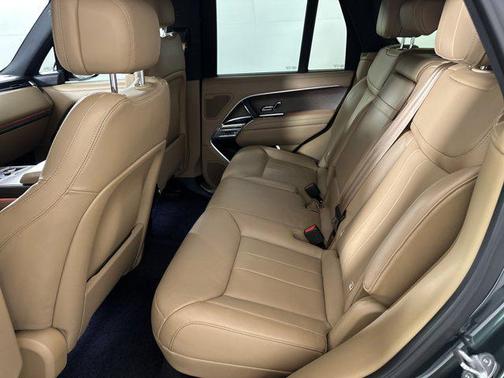 2023 Land Rover Range Rover P530 SE
