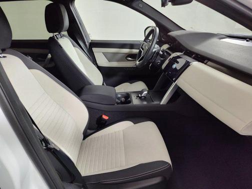 2025 Land Rover Discovery Sport Dynamic SE