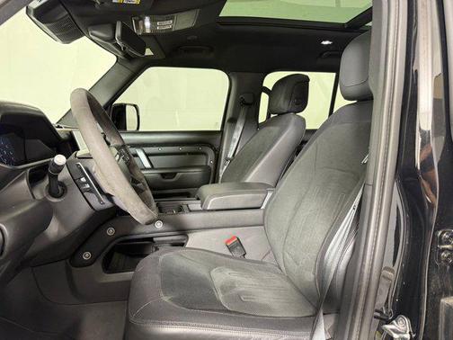 Santorini Black Metallic 2022 Land Rover Defender 110 V8
