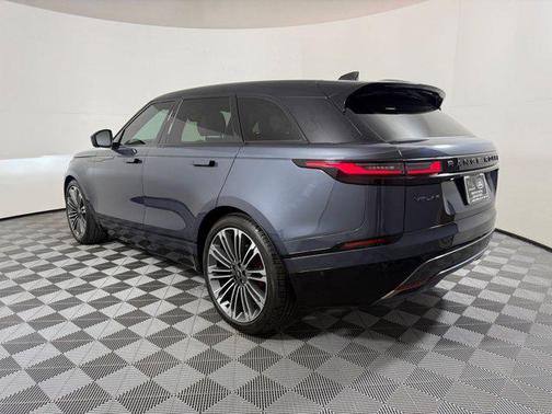 2025 Land Rover Range Rover Velar P250 SE R-Dynamic