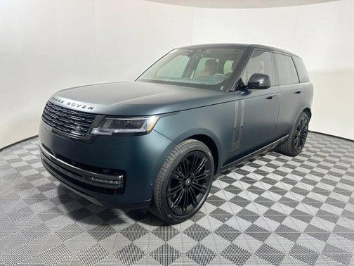 2025 Land Rover Range Rover P530 SE