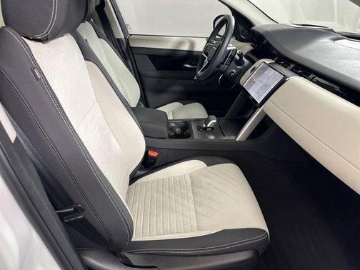 2024 Land Rover Discovery Sport Core S