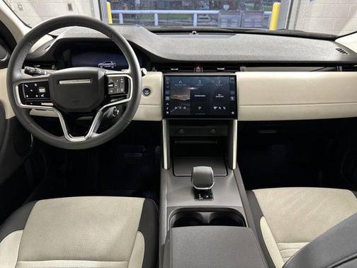 2024 Land Rover Discovery Sport Core S