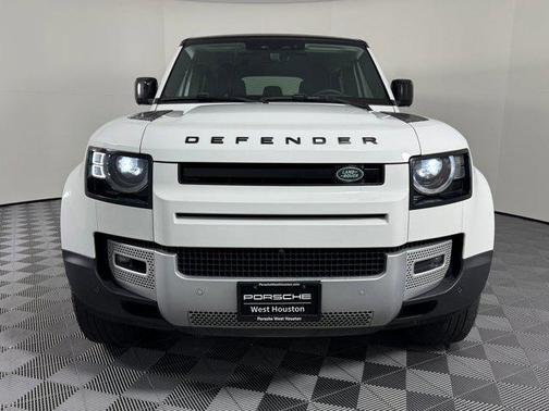 2024 Land Rover Defender 110 P300