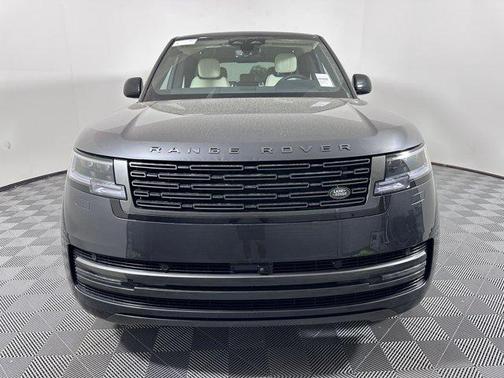2025 Land Rover Range Rover P530 SE