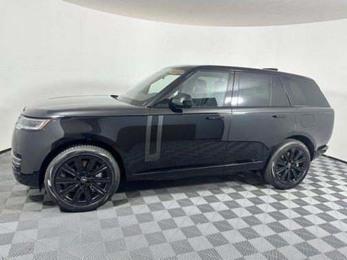 2025 Land Rover Range Rover P550e SE