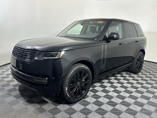 2025 Land Rover Range Rover P550e SE