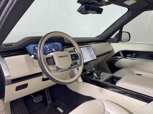 Black 2024 Land Rover Range Rover P400 SE