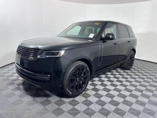 2025 Land Rover Range Rover P550e SE