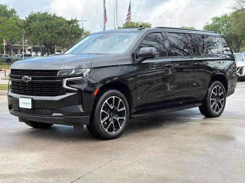 Black 2024 Chevrolet Suburban RST