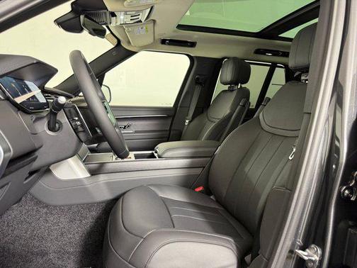 2026 Land Rover Range Rover P400 SE