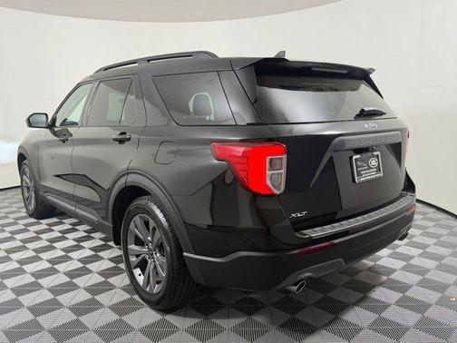 Agate Black Metallic 2021 Ford Explorer XLT