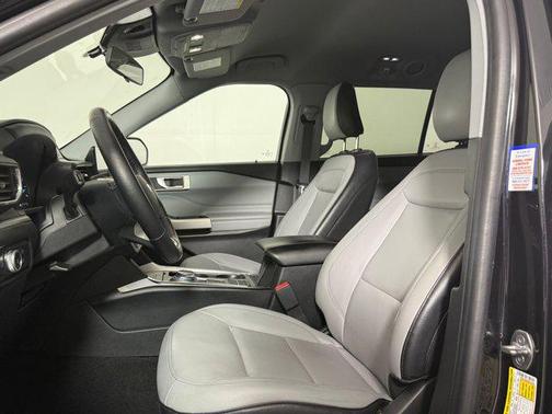 Agate Black Metallic 2021 Ford Explorer XLT