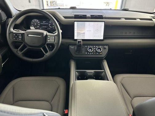 2025 Land Rover Defender 110 P300