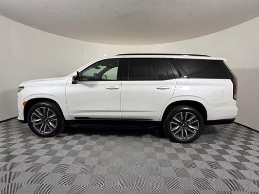 Crystal White Tricoat 2022 Cadillac Escalade Sport