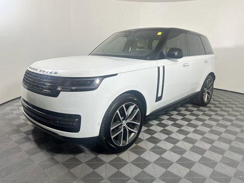 2025 Land Rover Range Rover P550e SE