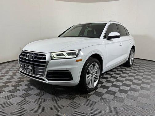 2020 Audi Q5 45 Premium Plus