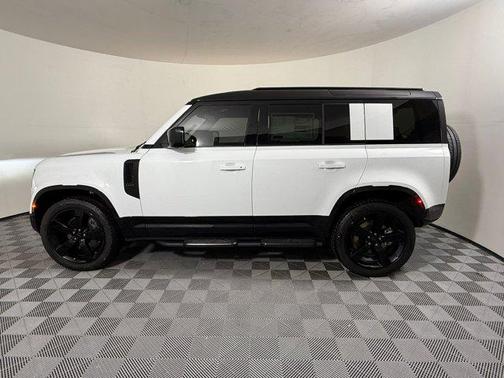 2026 Land Rover Defender P400 X-Dynamic SE