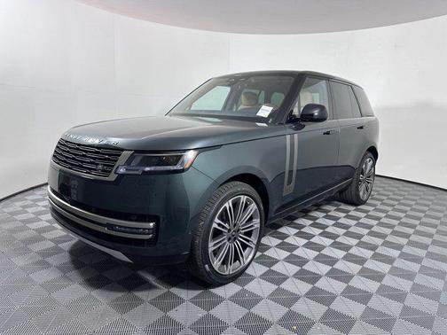 2025 Land Rover Range Rover P400 SE