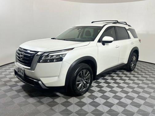 2024 Nissan Pathfinder SV FWD