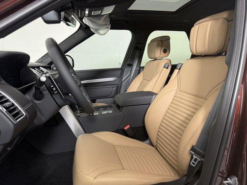 2026 Land Rover Discovery Gemini Edition