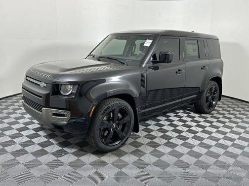 2025 Land Rover Defender X-Dynamic SE