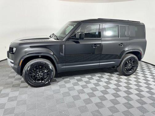 2025 Land Rover Defender 110 P300