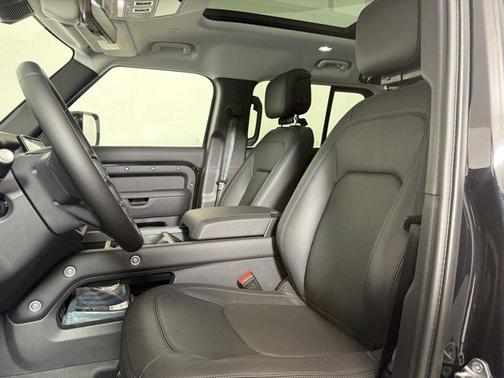 2026 Land Rover Defender P300 S