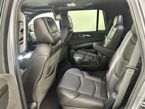 2019 Cadillac Escalade Platinum