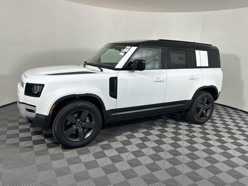 2025 Land Rover Defender 110 P400 S